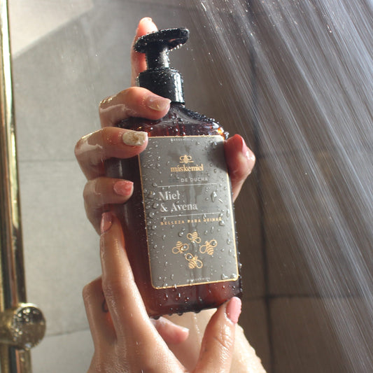 Gel de Ducha con Miel leche y Avena. Hidratación y aroma.