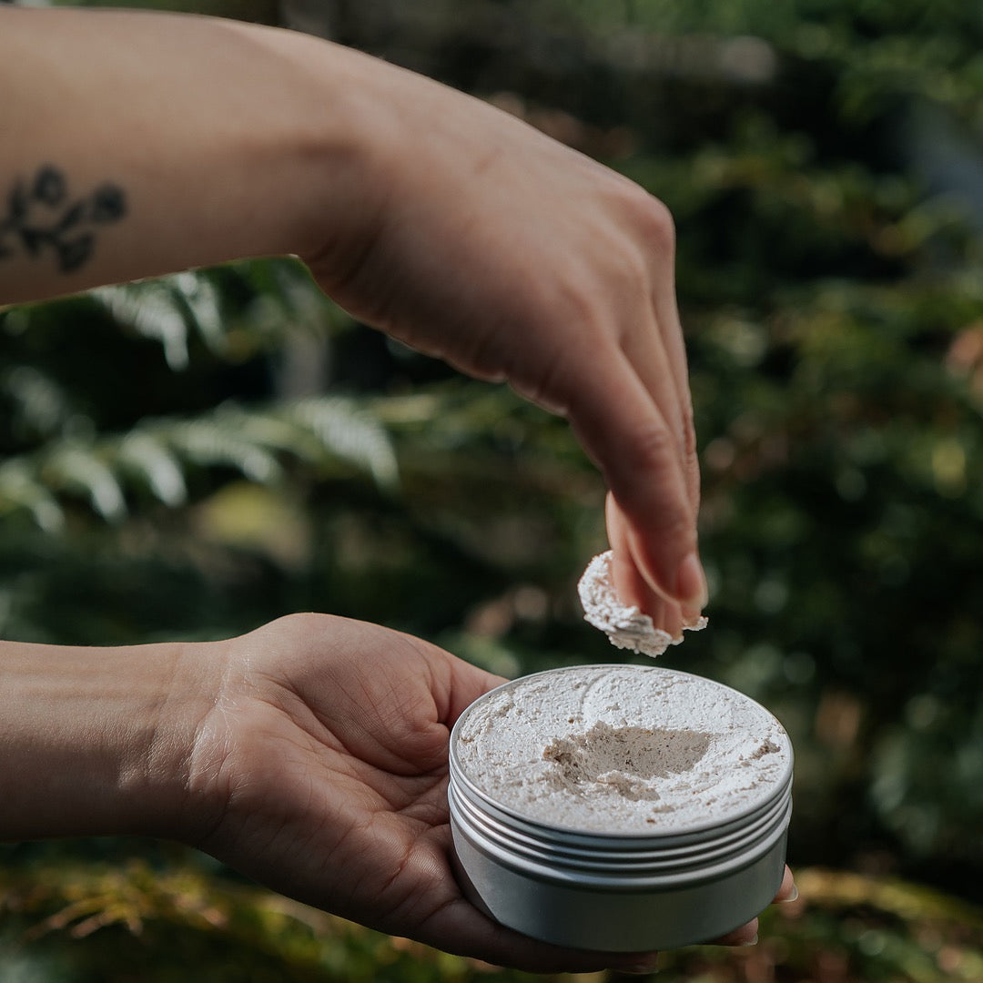 Espuma Exfoliante con Mosqueta y Miel. Renovacion real